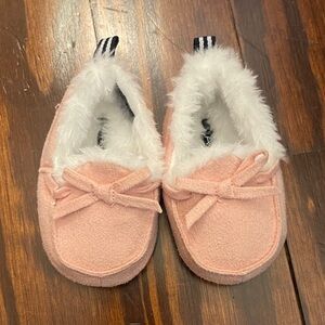Nautica Pink Baby Moccasins with Faux Fur Lining